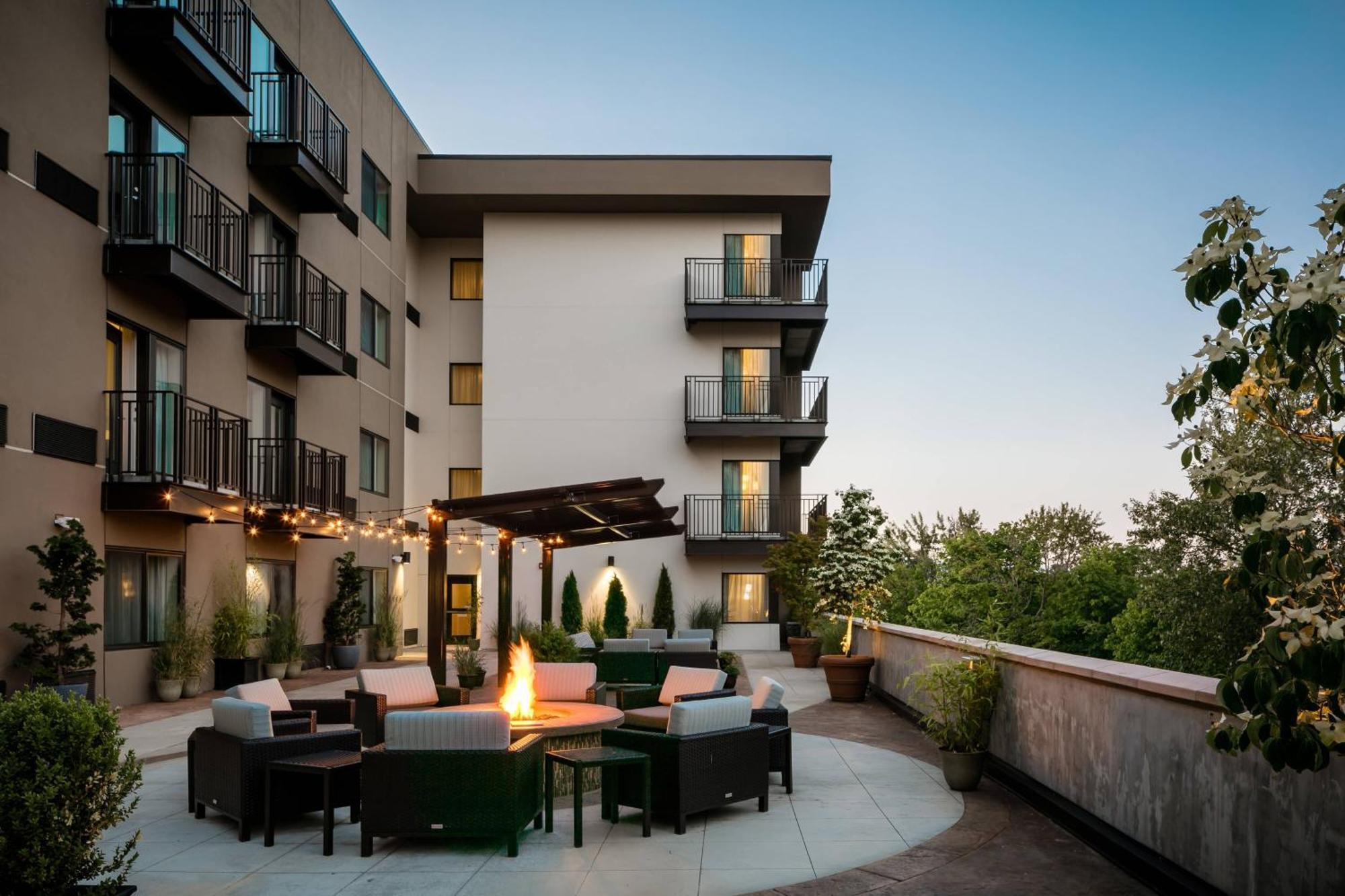 Courtyard By Marriott Corvallis Εξωτερικό φωτογραφία